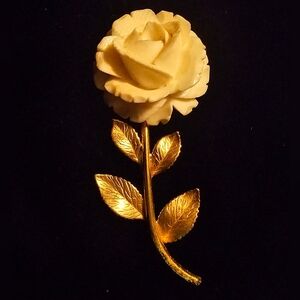 VTG Karen Lynne 12K GF Beautiful Rose Flower Brooch Pin
